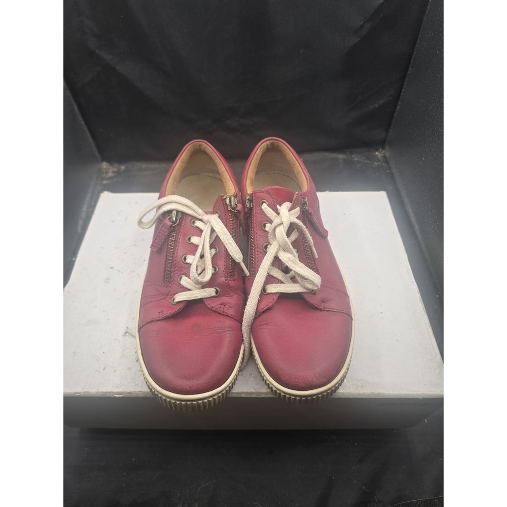 Born Loafers Size 9.5 Women's